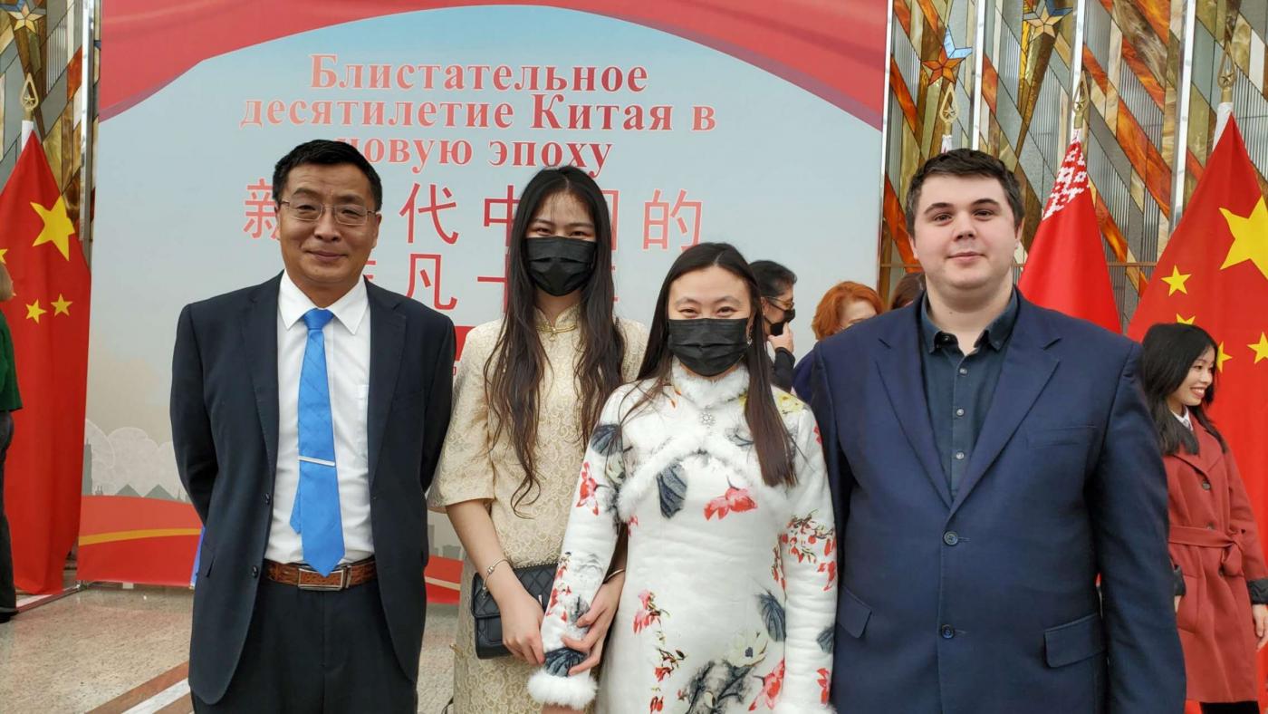 Институт Конфуция по науке и технике БНТУ принял участие в открытии фотовыставки «Блистательное десятилетие Китая в новую эпоху»